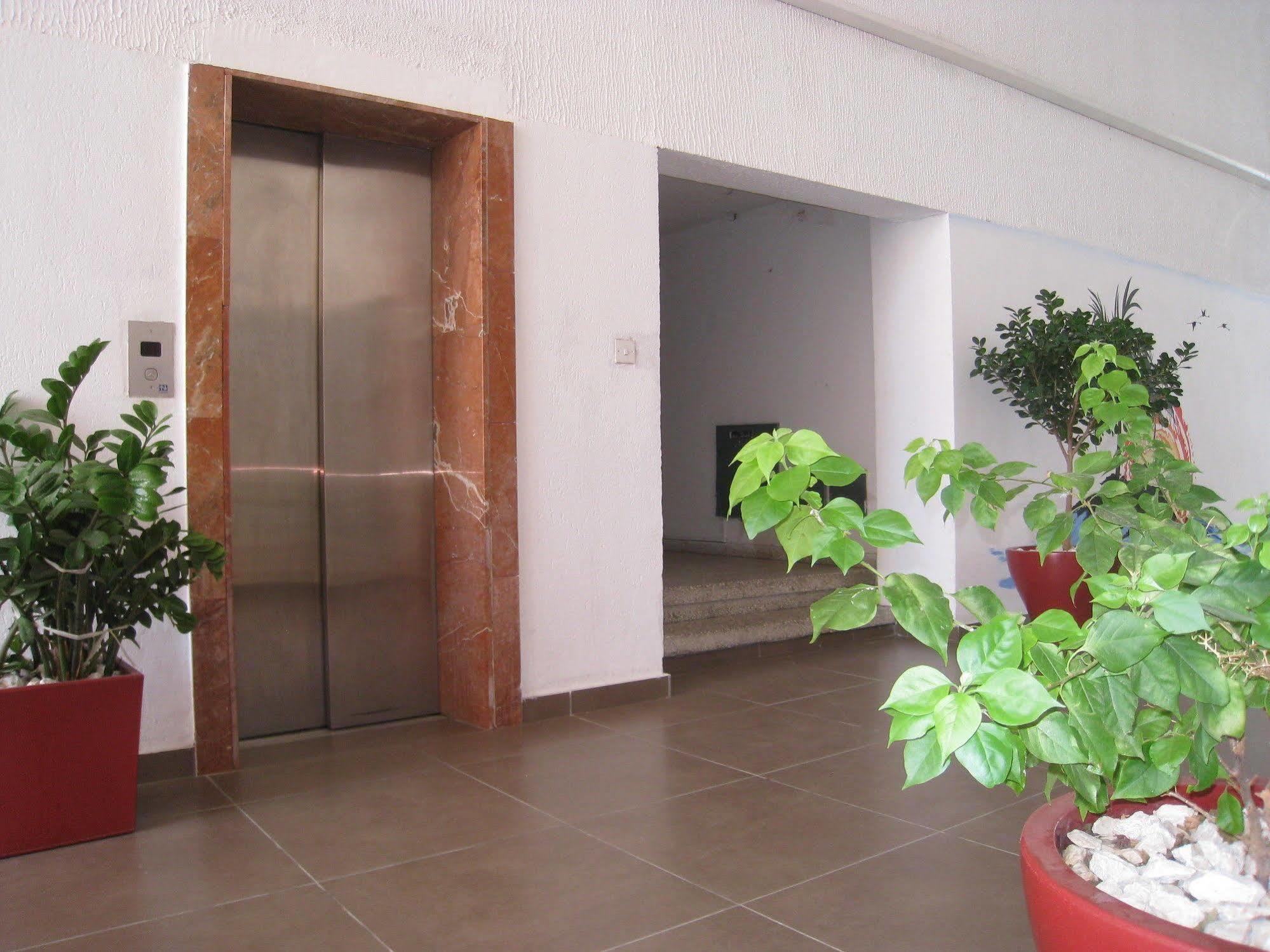 Palm Sea Beach Hotel Apartments Larnaca Luaran gambar