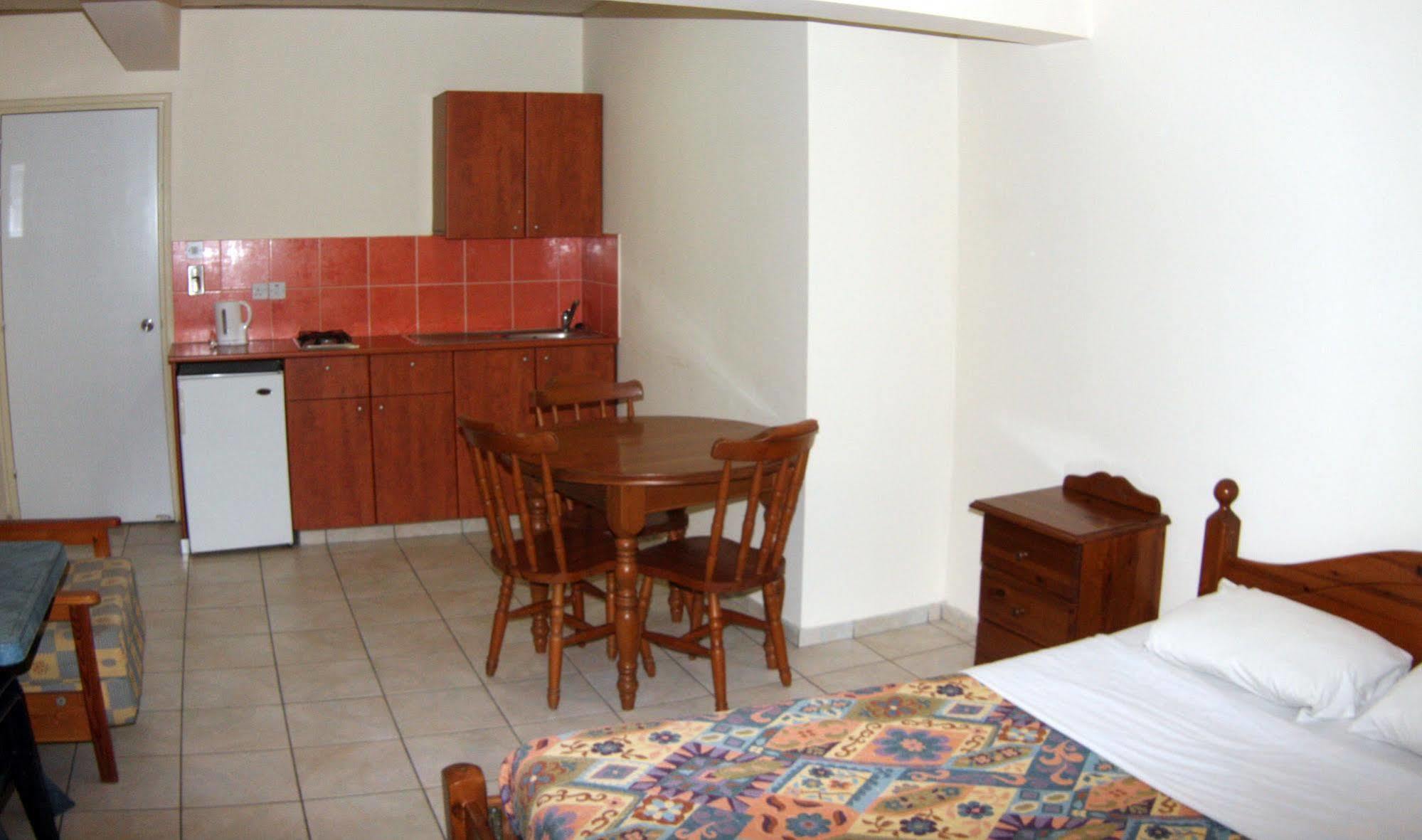 Palm Sea Beach Hotel Apartments Larnaca Luaran gambar
